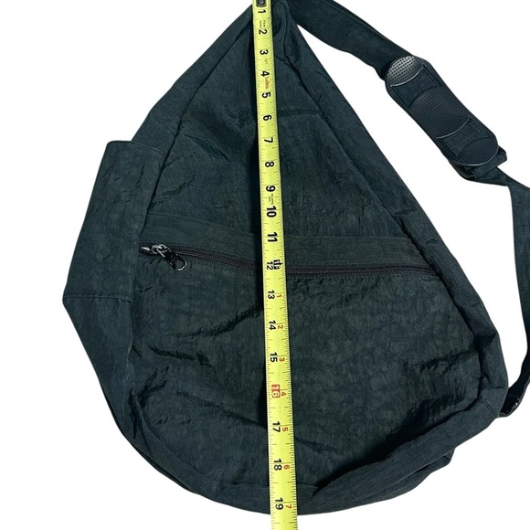 AMERIBAG Black Healthy Ergonomic Sling Backpack with Adjustable Strap - Picture 5 of 8